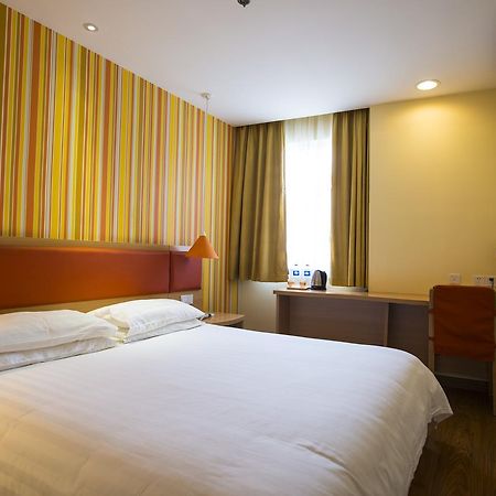 Home Inn Chengdu Kuanzhai Alley New City Square Kültér fotó