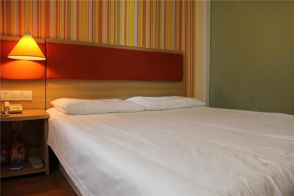 Home Inn Chengdu Kuanzhai Alley New City Square Kültér fotó