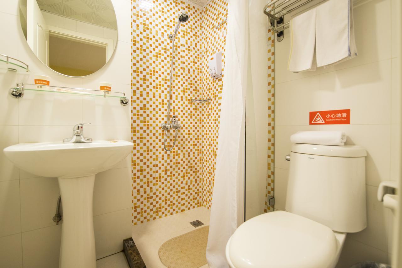 Home Inn Chengdu Kuanzhai Alley New City Square Kültér fotó