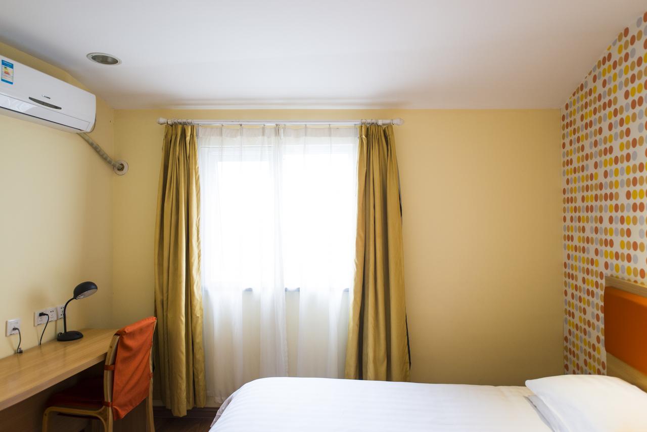 Home Inn Chengdu Kuanzhai Alley New City Square Kültér fotó