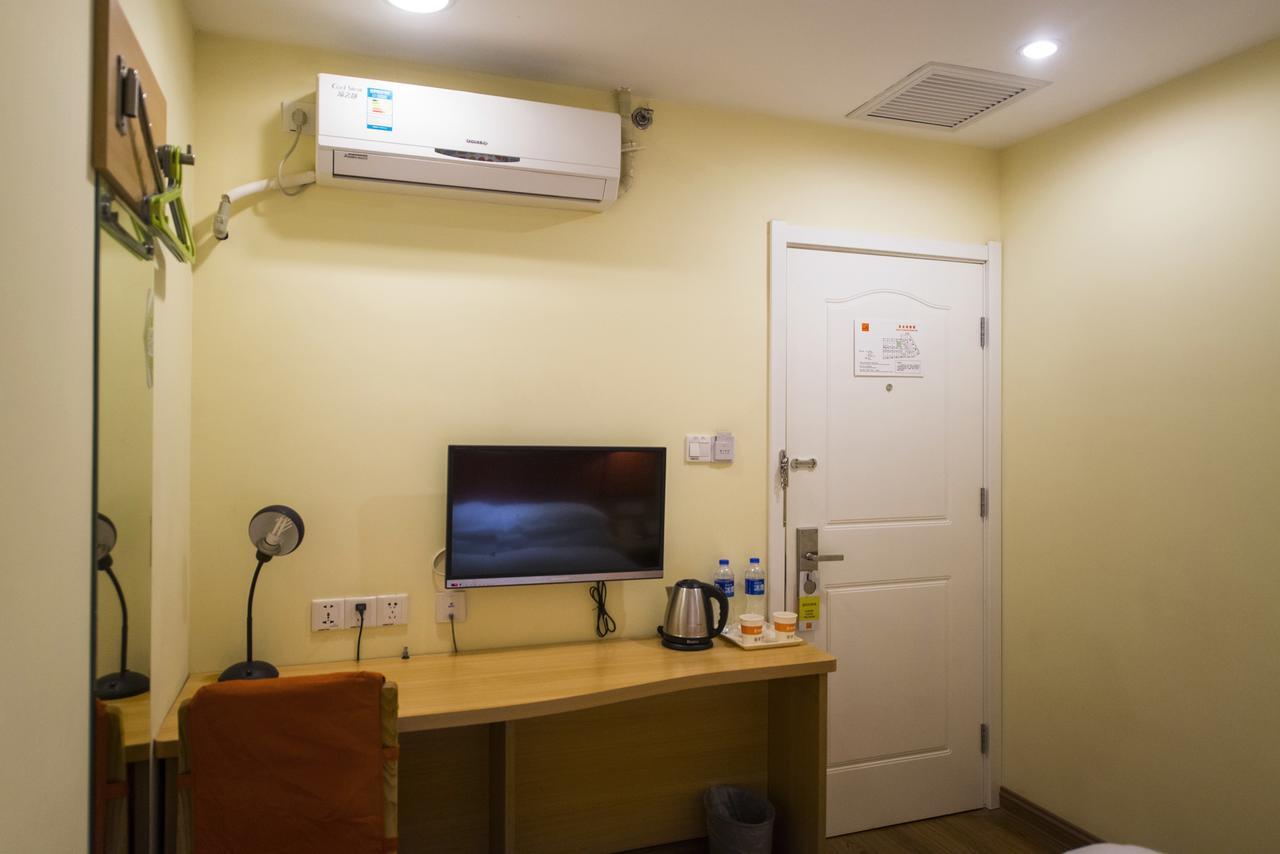 Home Inn Chengdu Kuanzhai Alley New City Square Kültér fotó