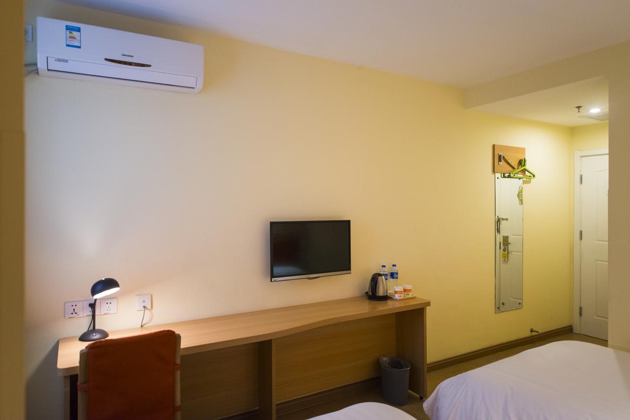 Home Inn Chengdu Kuanzhai Alley New City Square Kültér fotó